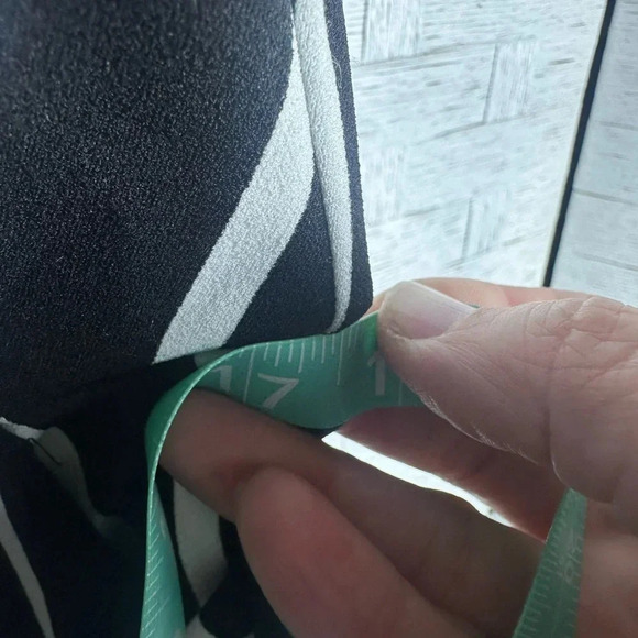 Ann Taylor Black & White Jumpsuit striped evening business casual plus size - Picture 11 of 13